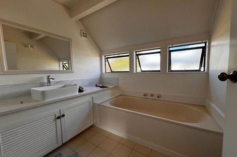 Photo of property in 3/15 Swanson Road, Henderson, Auckland, 0610