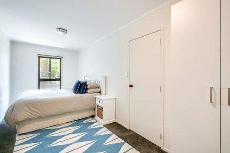 Photo of property in 27 Goldsmith Road, Hospital Hill, Napier, 4110