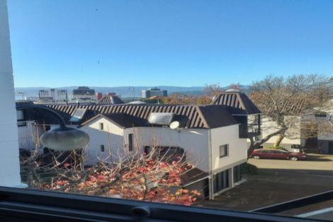 Photo of property in 18/10 Pitarua Street, Thorndon, Wellington, 6011