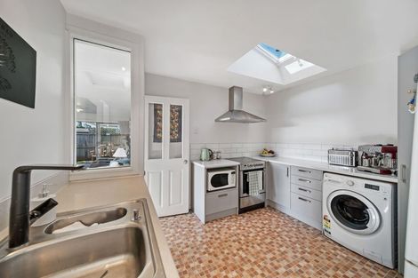 Photo of property in 108a Retreat Road, Avonside, Christchurch, 8061