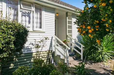 Photo of property in 12 Somerset Grove, Parkvale, Tauranga, 3112