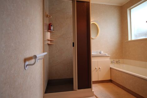 Photo of property in 2 Schaumann Street, Alexandra, 9320