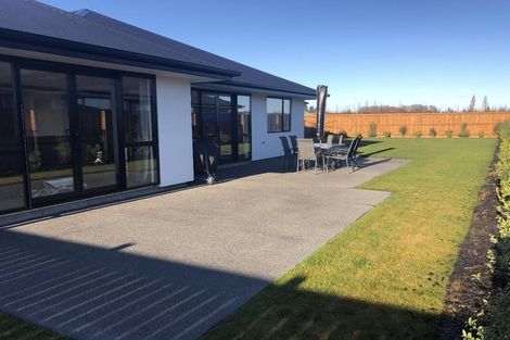 Photo of property in 64 Watkins Drive, Rangiora, 7400