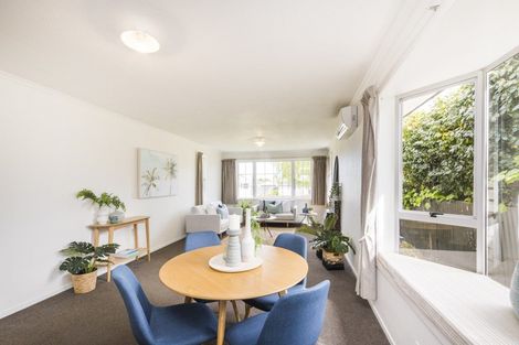Photo of property in 8 Norwich Place, Awapuni, Palmerston North, 4412