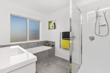 Photo of property in 47 Todd Duncan Drive, Hamurana, Rotorua, 3096