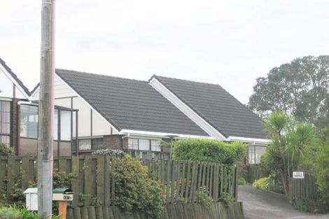 Photo of property in 2/197 Don Buck Road, Massey, Auckland, 0614