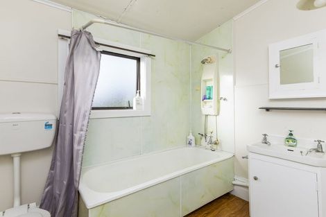 Photo of property in 11 Coronation Street, Waimate, 7924