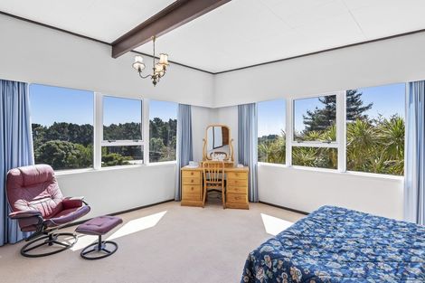 Photo of property in 72 Leinster Avenue, Raumati South, Paraparaumu, 5032