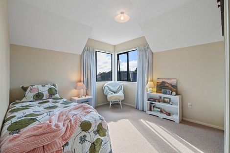 Photo of property in 2/4 Gatonby Place, Avonhead, Christchurch, 8042