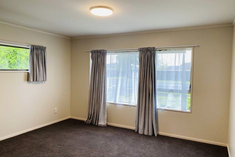 Photo of property in 1/60 Sandspit Road, Cockle Bay, Auckland, 2014