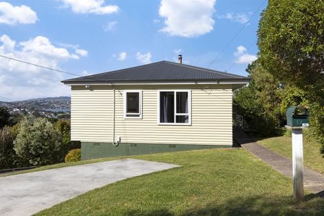 Photo of property in 17 Waiho Terrace, Elsdon, Porirua, 5022