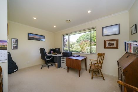Photo of property in 3 Waipatere Court, Ashhurst, 4810