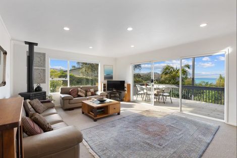 Photo of property in 31 Ocean View Road, Hatfields Beach, Orewa, 0931
