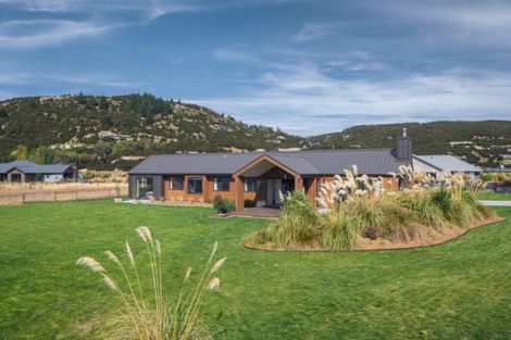 Photo of property in 18 Mount Linton Avenue, Wanaka, 9305