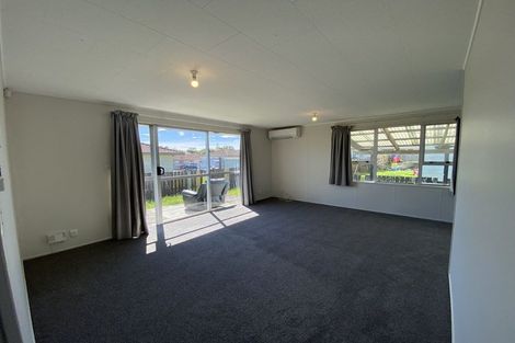 Photo of property in 1/30 Kennington Drive, Clendon Park, Auckland, 2103