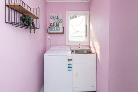 Photo of property in 615 Queen Street West, Saint Leonards, Hastings, 4120