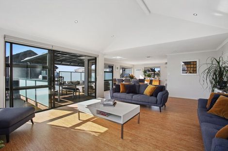 Photo of property in 21 Waller Avenue, Bucklands Beach, Auckland, 2012