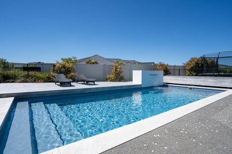 Photo of property in 2 Moemoea Place, Cambridge, 3434