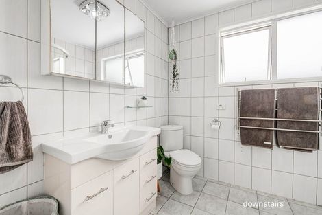 Photo of property in 1/302 Sunset Road, Windsor Park, Auckland, 0632