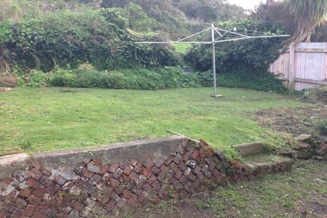 Photo of property in 11 Torquay Terrace, Newtown, Wellington, 6021