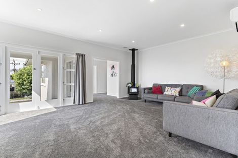 Photo of property in 1 Puriri Crescent, Lansdowne, Masterton, 5810