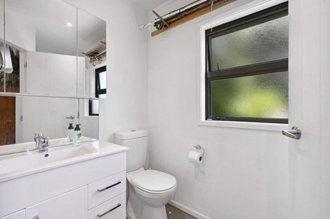 Photo of property in 30a Rothsay Road, Ngaio, Wellington, 6035