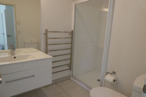 Photo of property in 76 Makara Road, Karori, Wellington, 6012