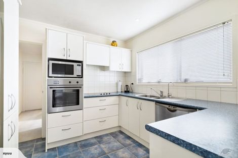 Photo of property in 2/21 Hattaway Avenue, Bucklands Beach, Auckland, 2012