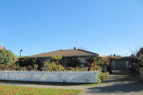 Photo of property in 29 Tyrone Street, Belfast, Christchurch, 8051