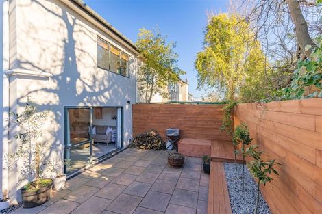 Photo of property in 6/436 Barbadoes Street, Edgeware, Christchurch, 8013