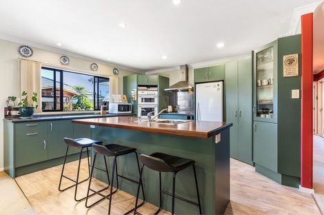 Photo of property in 1 Marchignal Street, Coastlands, Whakatane, 3120