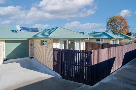 Photo of property in 7/24 Avonhead Road, Avonhead, Christchurch, 8042