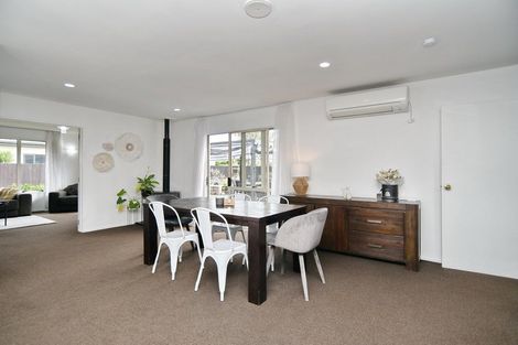 Photo of property in 12 Welsford Street, Woodend, 7610