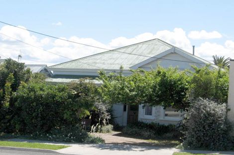 Photo of property in 64 Bell Street, Whanganui, 4500