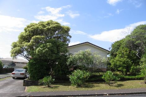 Photo of property in 35 Longreach Drive, Sunnyvale, Auckland, 0612