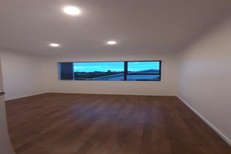 Photo of property in 43 Chequers Avenue, Glenfield, Auckland, 0629