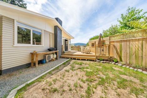 Photo of property in 54 Jocelyn Crescent, Pinehaven, Upper Hutt, 5019