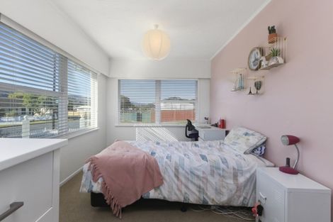 Photo of property in 279 Wellington Road, Wainuiomata, Lower Hutt, 5014
