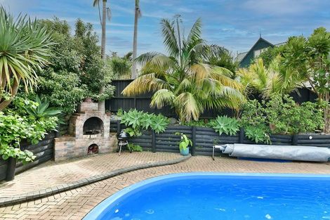 Photo of property in 4 Onepu Lane, Manly, Whangaparaoa, 0930