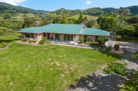 Photo of property in 266 North Manakau Road, Manakau, Levin, 5573