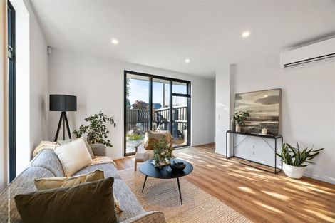 Photo of property in 2/90 Innes Road, St Albans, Christchurch, 8052