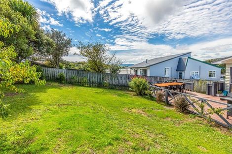 Photo of property in 51 Beaumaris Crescent, Ascot Park, Porirua, 5024