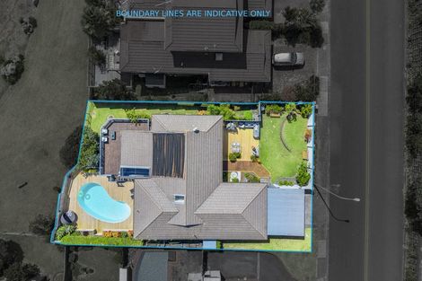 Photo of property in 37 Pigeon Mountain Road, Half Moon Bay, Auckland, 2012