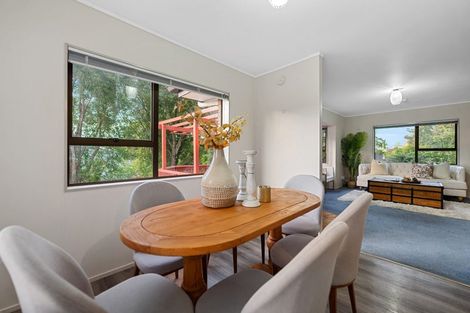 Photo of property in 2/17 Weetman Drive, Browns Bay, Auckland, 0630