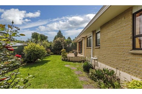 Photo of property in 2/208 Centreway Road, Orewa, 0931