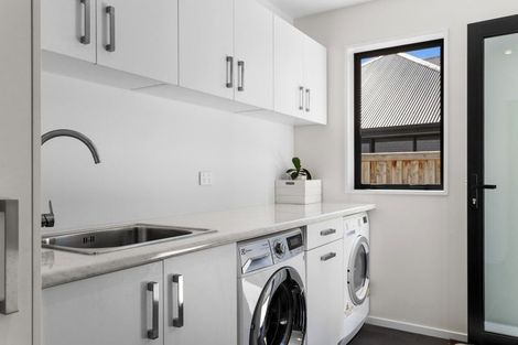 Photo of property in 5 Chatsworth Avenue, Rangiora, 7400