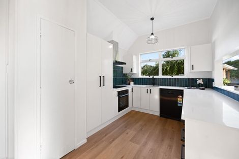 Photo of property in 19 Morrow Avenue, St Andrews, Hamilton, 3200