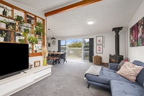 Photo of property in 28 Hammond Street, Marton, 4710