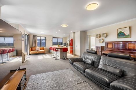 Photo of property in 208 Warren Street, Wanaka, 9305