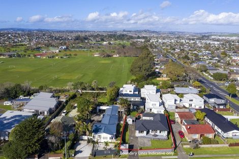 Photo of property in 419 Pakuranga Road, Pakuranga Heights, Auckland, 2010
